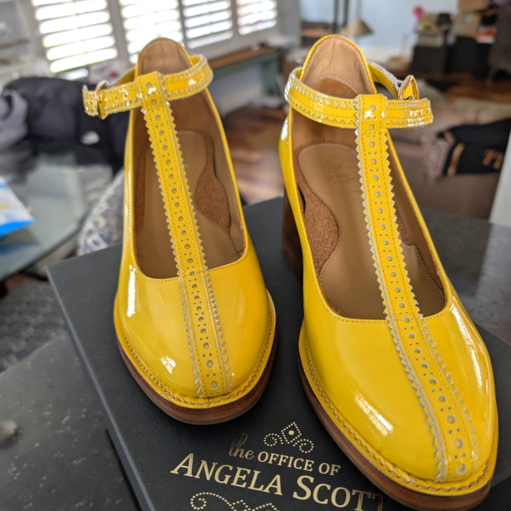 NWOT Yellow T-Strap The Office Of Angela Scott Heels Dustbag Included No Box